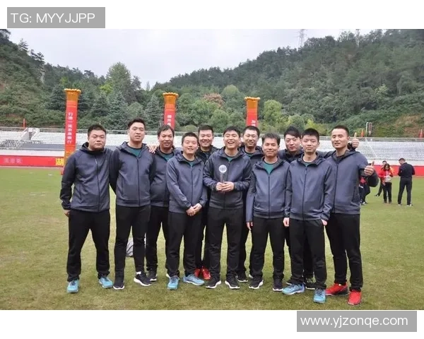 上海篮球队在冠军赛中的灵活战术与团队协作表现分析